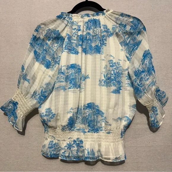 NWT Ann Taylor smocked top - size XS - Picture 2 of 5